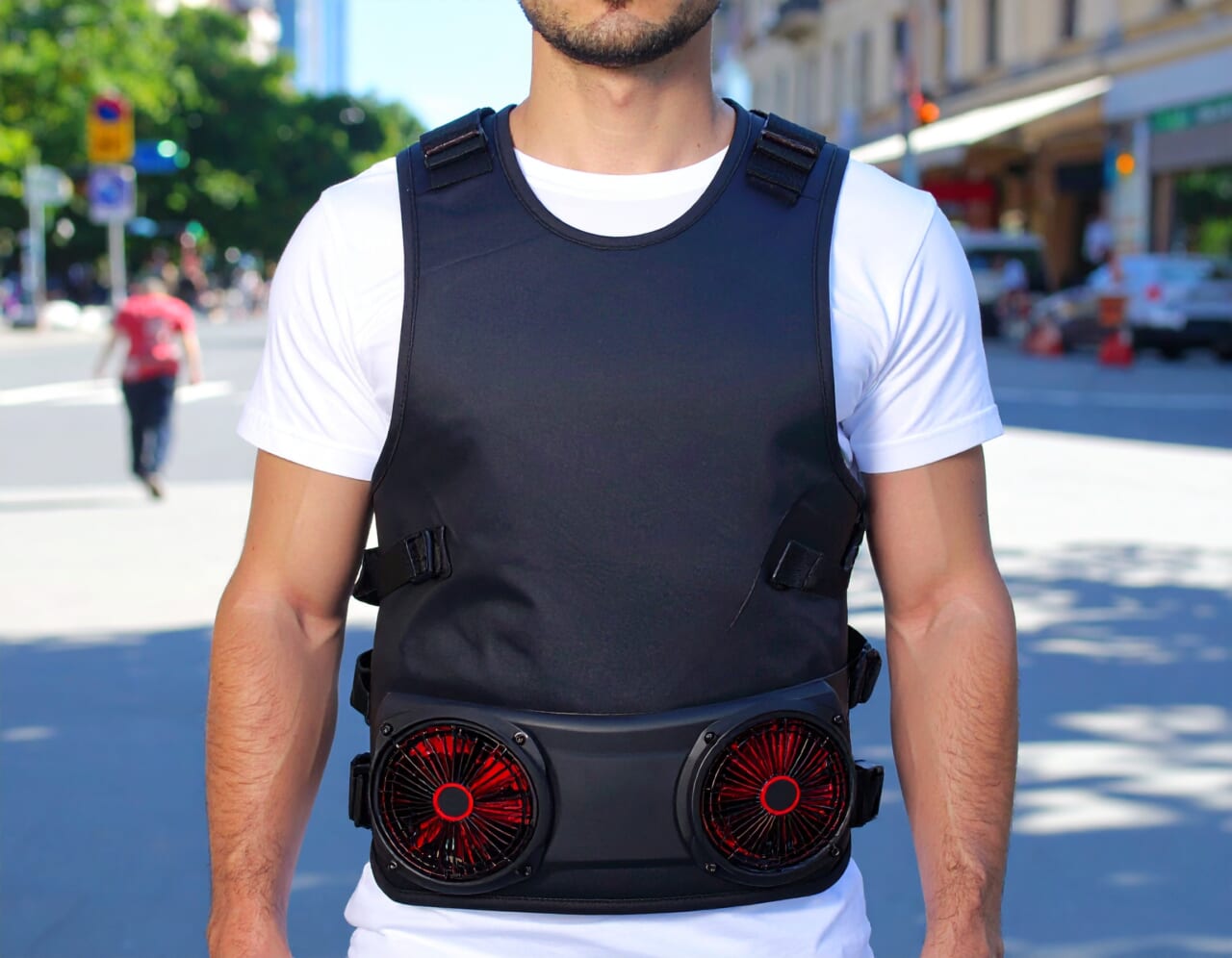 10秒で冷える!] 冷却ブレート付の最強ペルチェベストで夏のツーリング