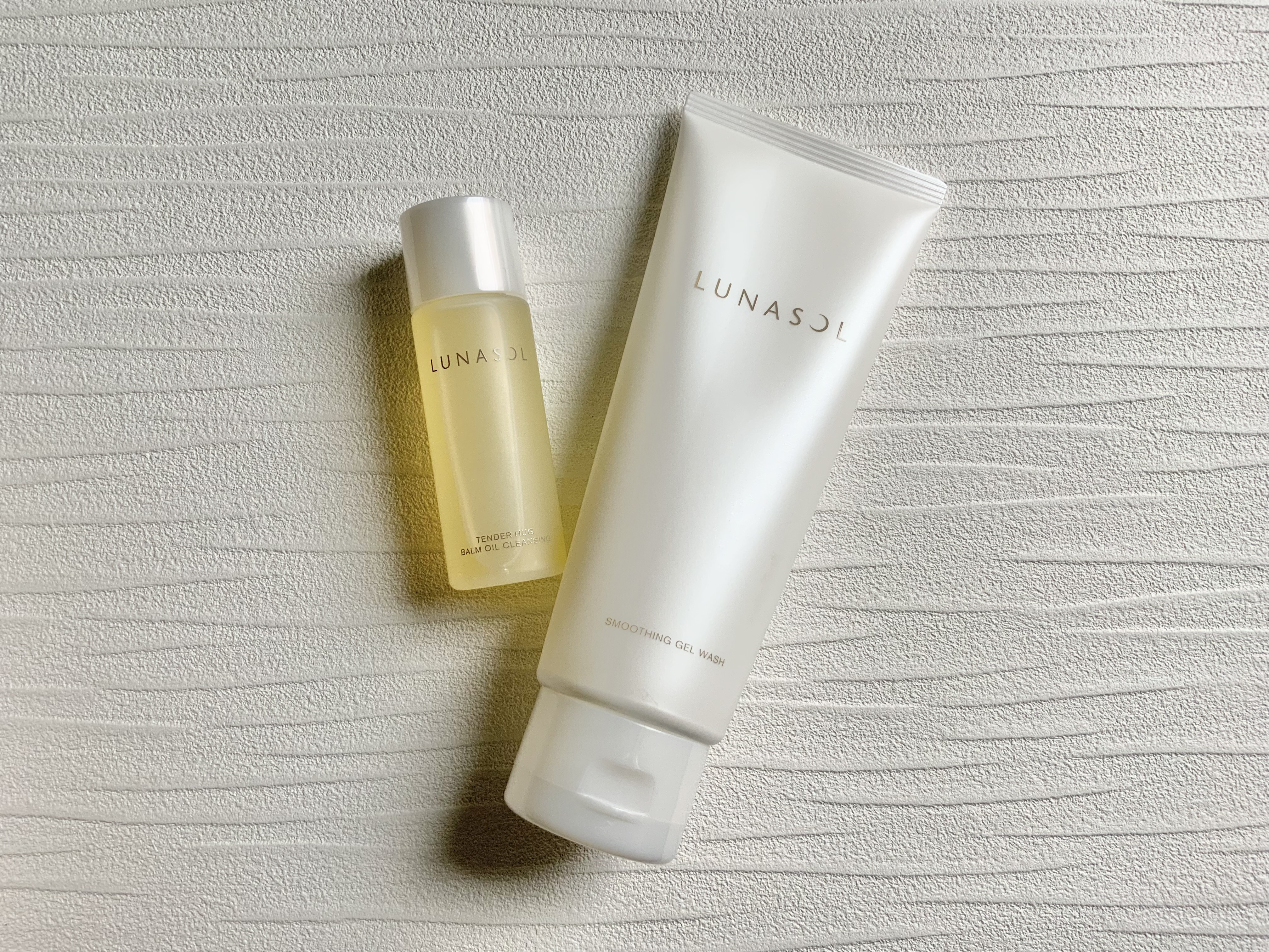 驚愕】ルナソル「スムージングジェルウォッシュセット」は毛穴の悩みを