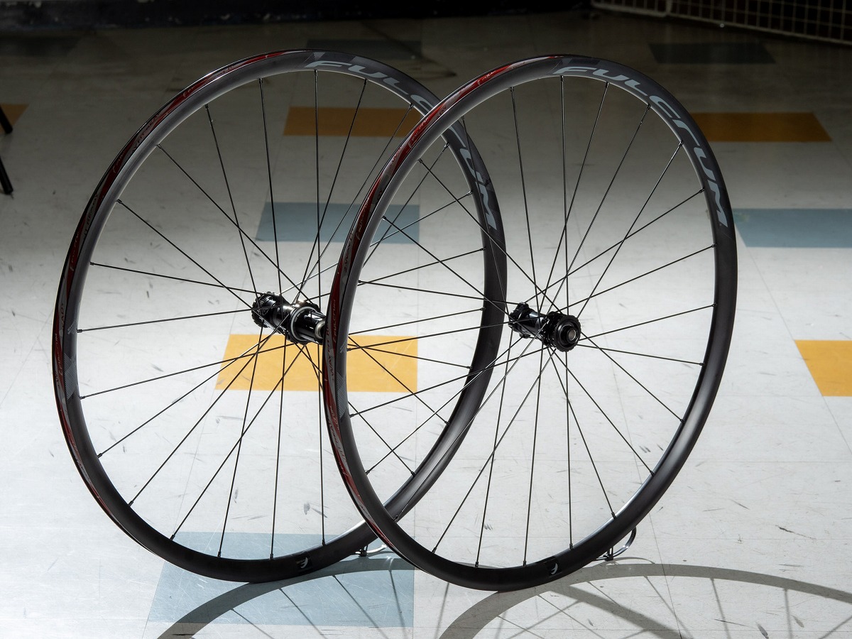 池Ⅽ店頭限定特価】完成車に使われるRACING 600 DBが数量限定で入荷