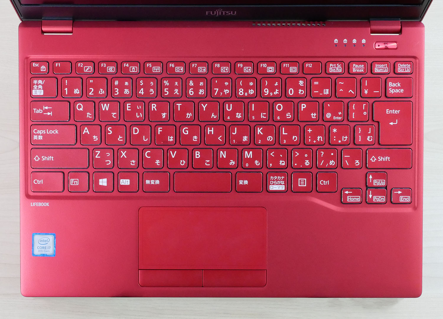 富士通 LIFEBOOK WU2/D2の実機レビュー！超軽い！キーボードが打ち