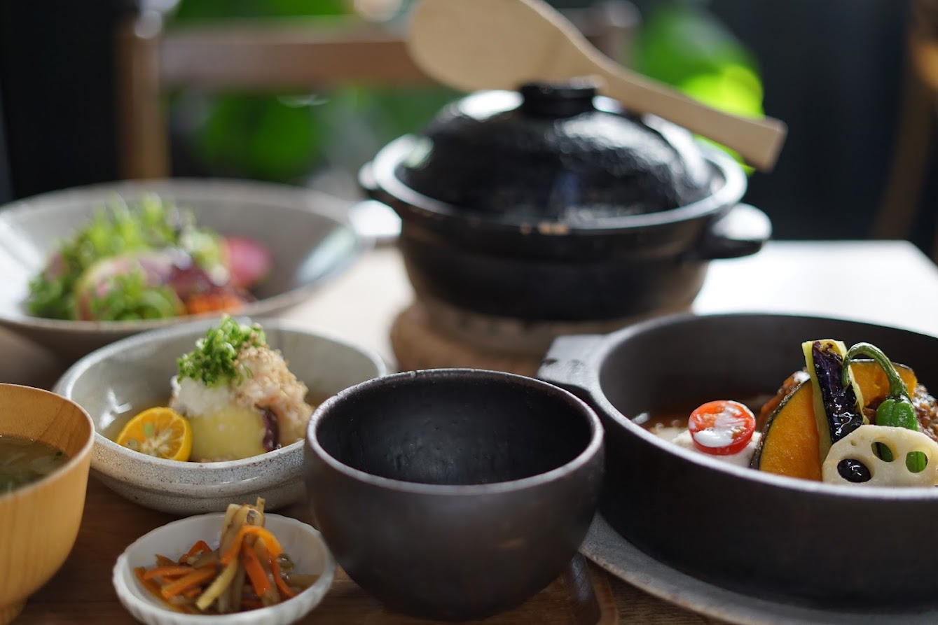 12月のゆららランチのご紹介》 - caféゆらら