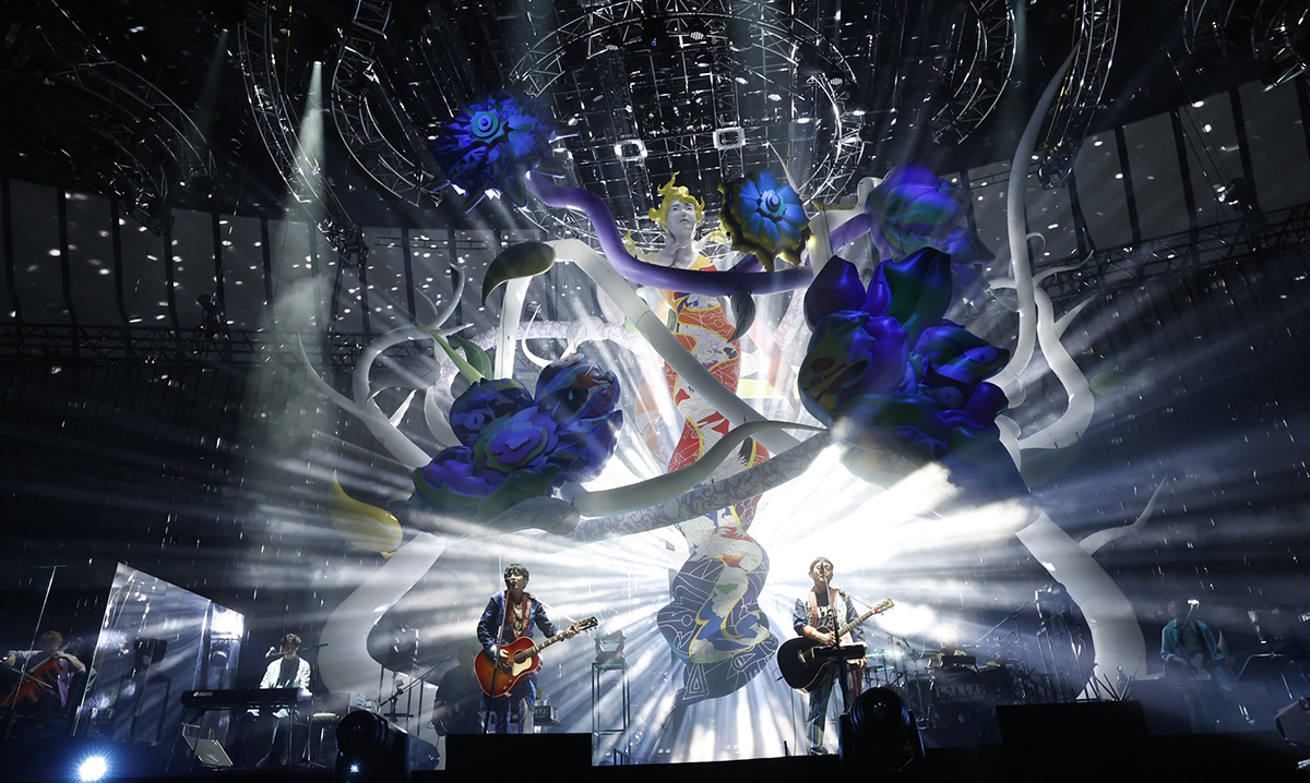 YUZU 25th Anniversary LIVE FILMS | ゆずオフィシャルサイト