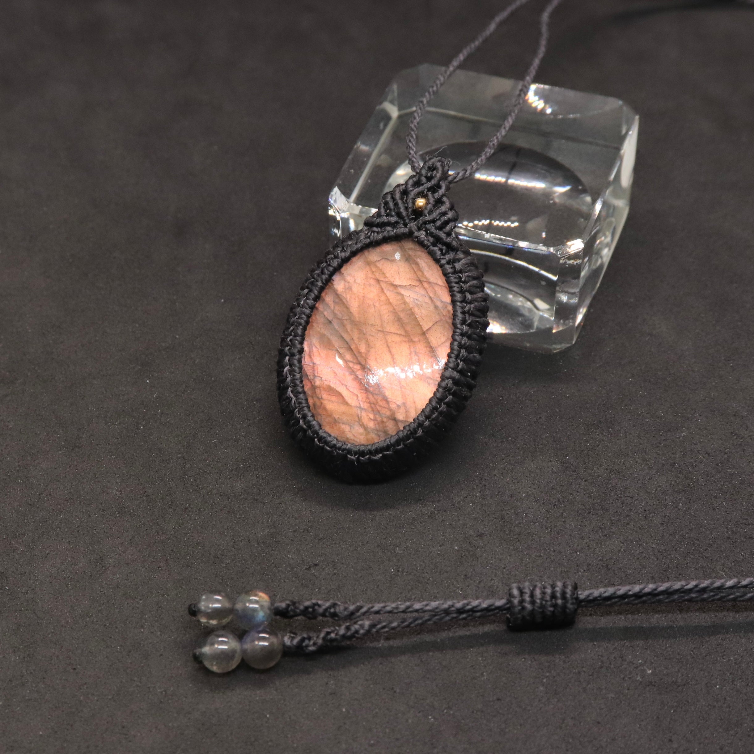 オレンジラブラドライトマクラメネックレスom18 – 天然石屋 優月堂