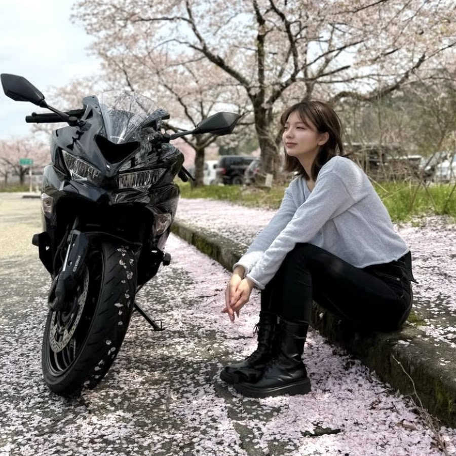 さあちゃんの裏側 - YouTube