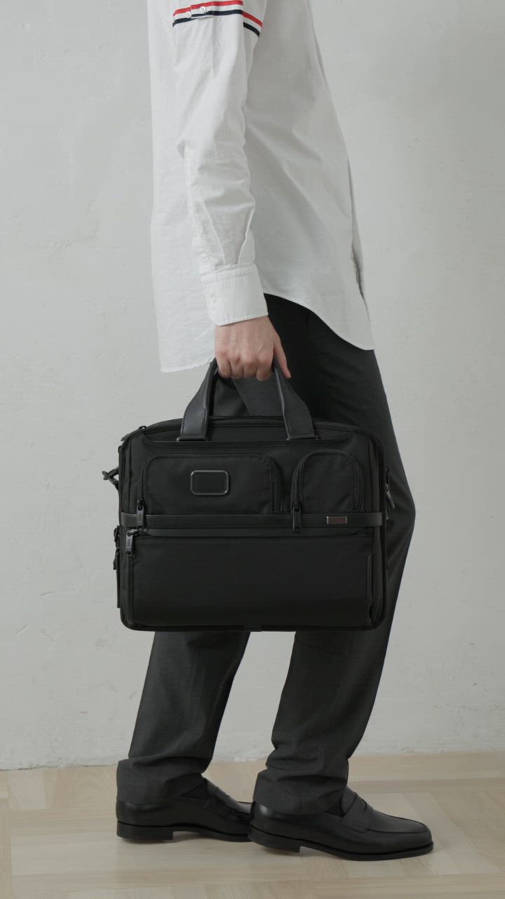 TUMI（トゥミ） ビジネスバッグ アルファ Alpha エクスパンダフル