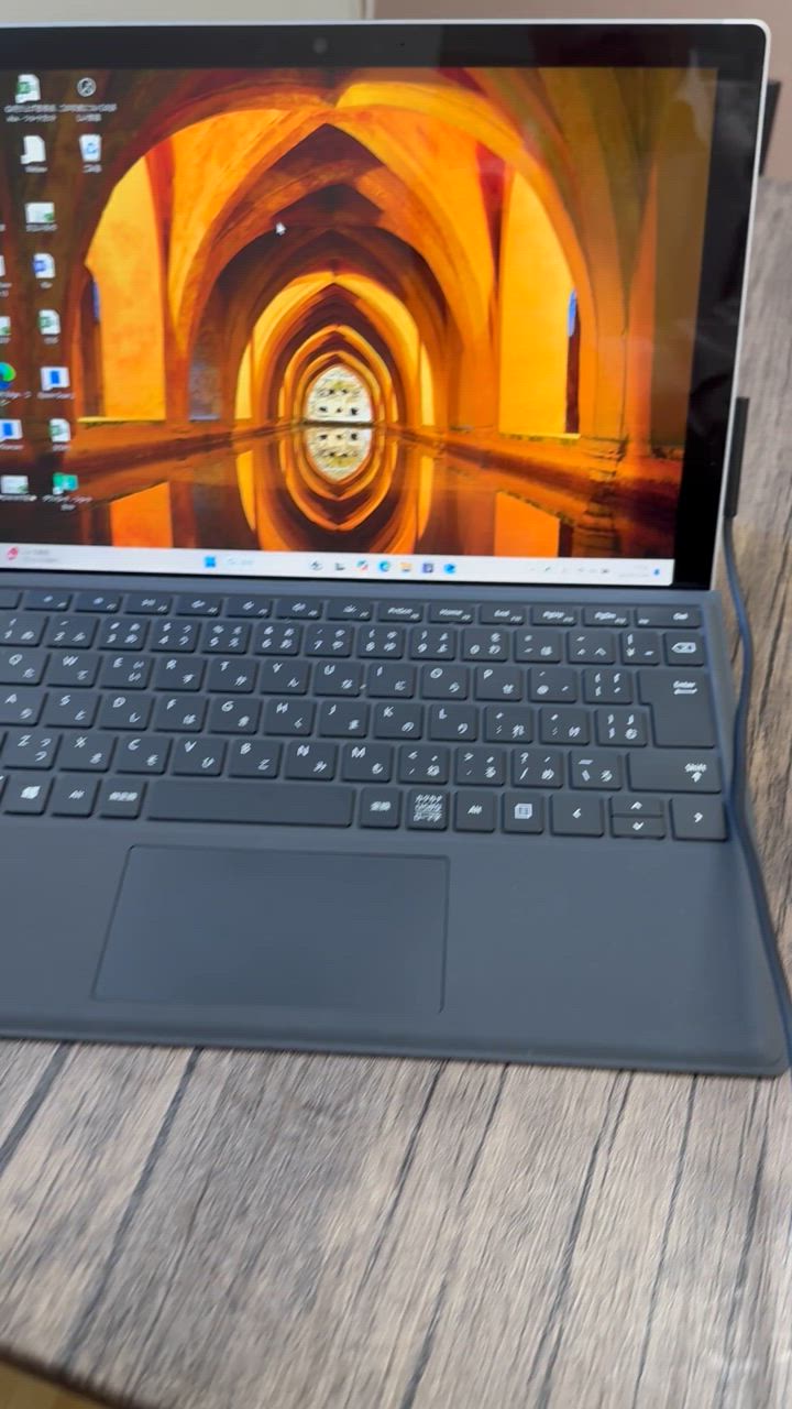 Surface Pro ほぼ未使用 Pro7+ LTE Office 11世代 i5 1135G7 8GB 256GB