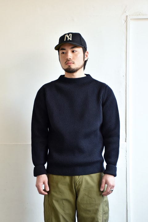 ANDERSEN-ANDERSEN（アンデルセンアンデルセン） THE NAVY CREW NECK