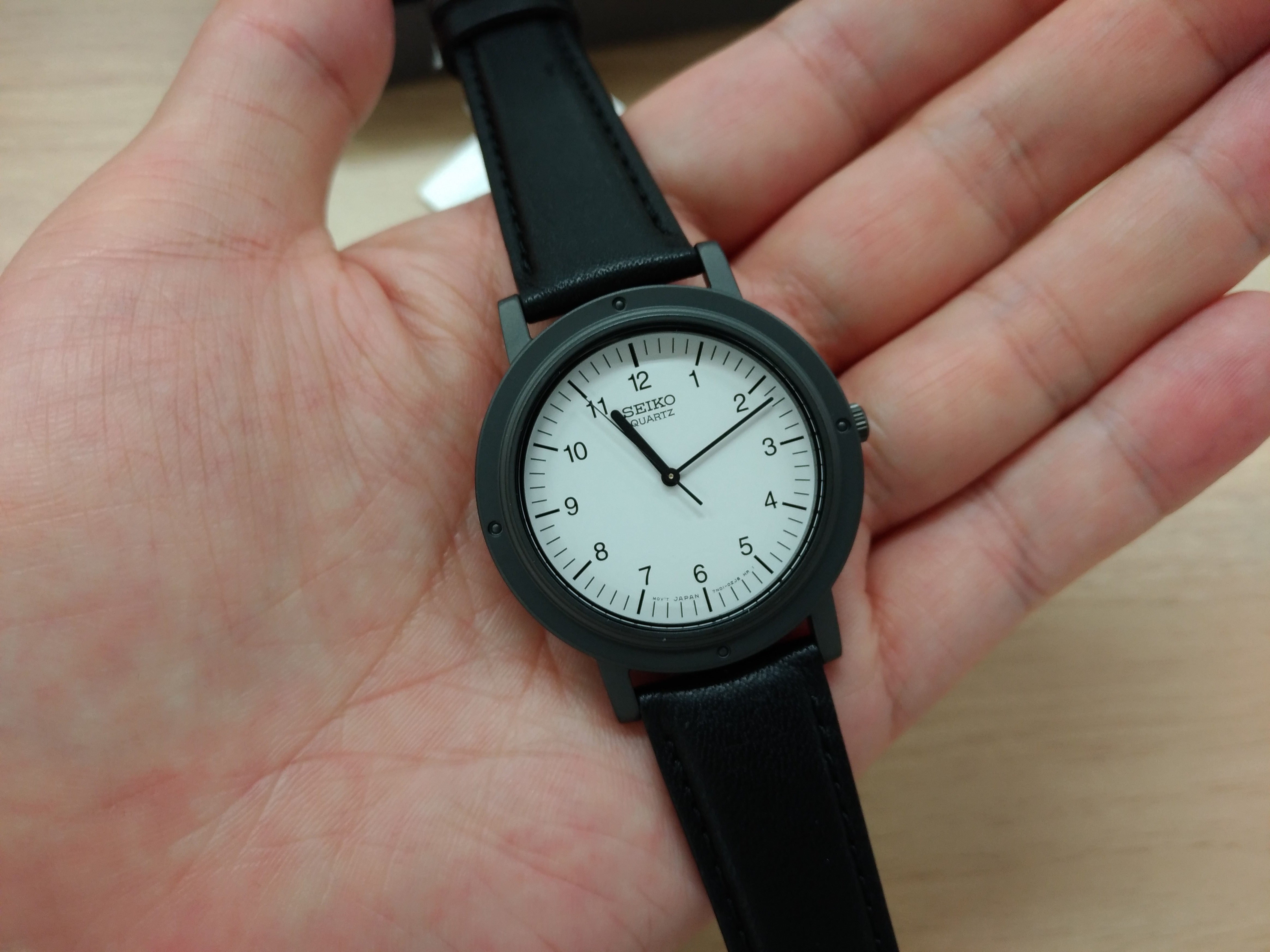 レビュー】数量限定1982本 ジョブズが愛した腕時計 シャリオ復刻