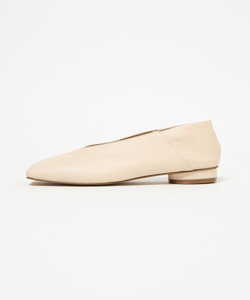 ODETTE E ODILE（オデット エ オディール） パンプス オブリーク