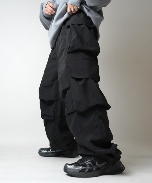 カーゴパンツ マルチポケット ナイロンカーゴパンツ 裾ドローコード