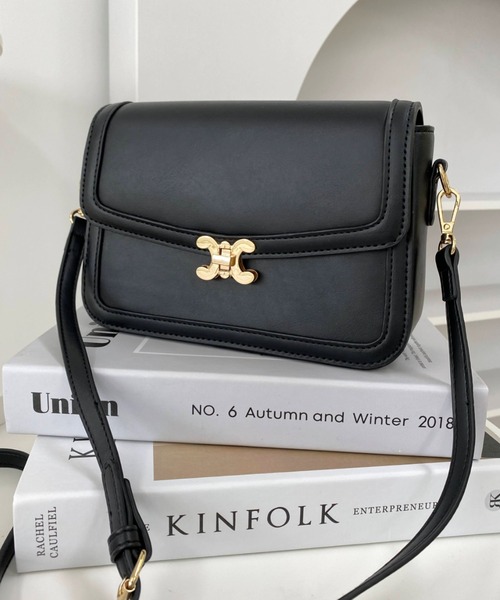 moment+ ショルダーバッグ バッグ 「累計販売枚数1万枚突破