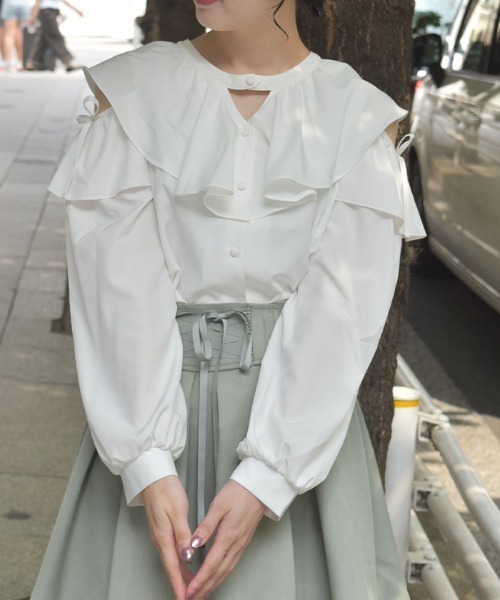 axes femme（アクシーズ ファム） ブラウス シャツ 肩開きチョーカー風