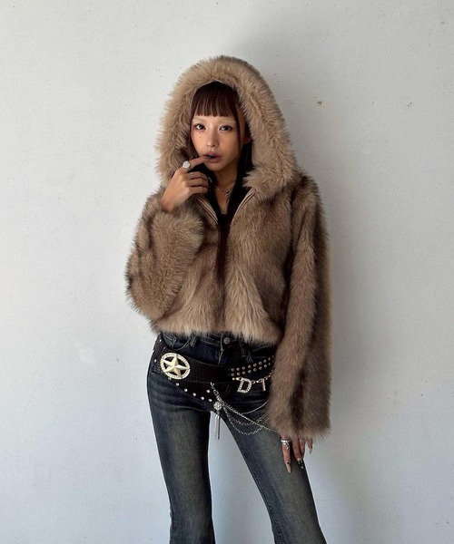 DAIYA（ダイヤ） ベルト チャーム付き スターバックル チェーンベルト