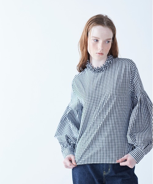 Marilyn Moon（マリリンムーン） タックフリルボリュームスリーブ