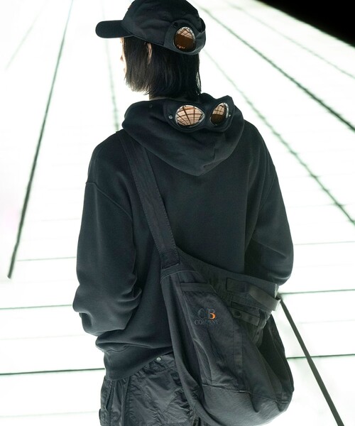 C.P. COMPANY（シーピーカンパニー） ショルダーバッグ 「別注」C.P.