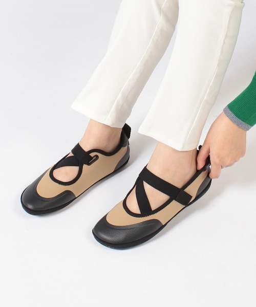 CAMPER（カンペール） バレエシューズ パンプス RIGHT NINA / フラット