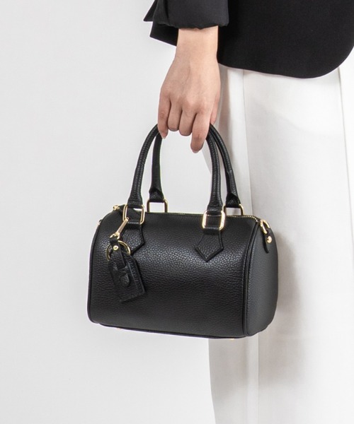 AULENTTI（オウレンティ） ショルダーバッグ バッグ 「AULENTTI