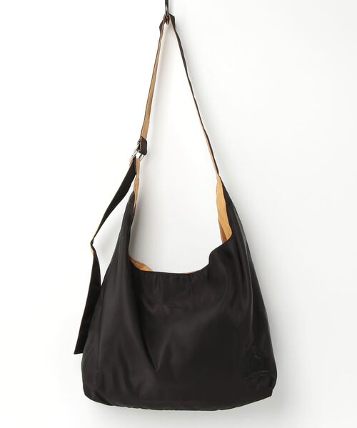 Mountain Mania（マウンテンマニア） ショルダーバッグ エンブレム