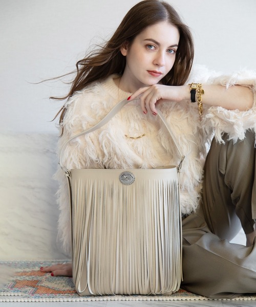 styiro（スタイロ） ショルダーバッグ バッグ 2WAYコンチョ付き