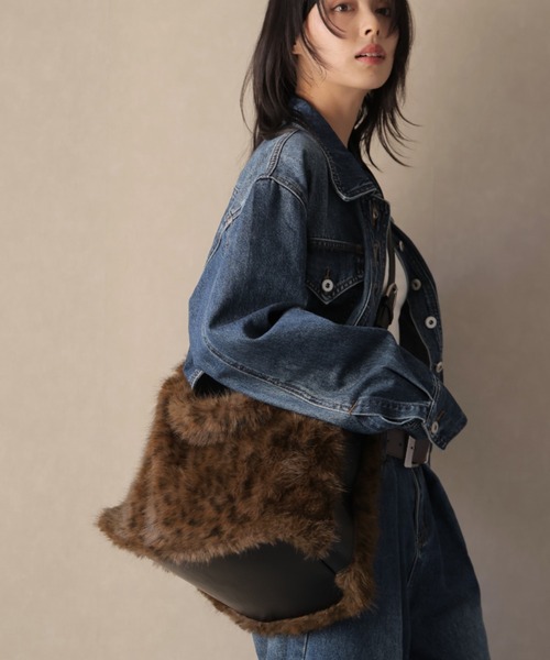 ULYSSES ショルダーバッグ バッグ アニマル柄ファーショルダーバッグ