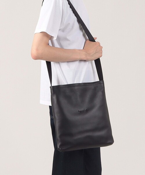 agnes b.（アニエスベー） ショルダーバッグ レザーショルダーバッグ