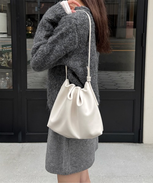 LE MORE ショルダーバッグ バッグ 「新色追加！！」「ジップカラー2