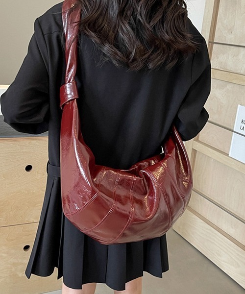 gossip!ロサンゼルス ショルダーバッグ バッグ 大容量 クロワッサン