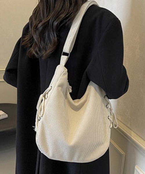 ショルダーバッグ バッグ サイドレースアップコーデュロイ三日月