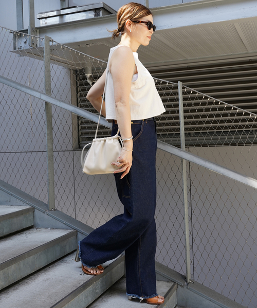 CELERI ショルダーバッグ バッグ 「CELERI/セルリ」レザーポーチ