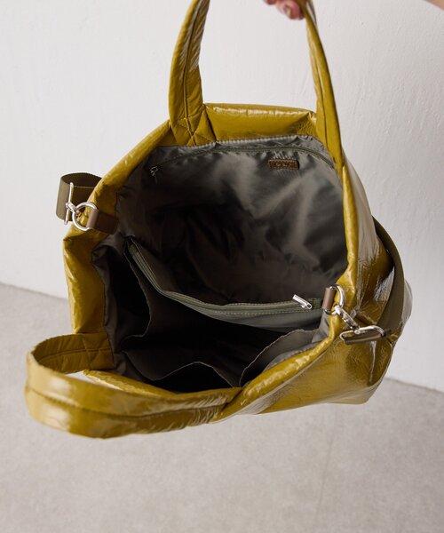 ear PAPILLONNER（イア パピヨネ） トートバッグ パテントトートバッグ