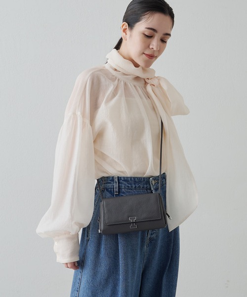 IACUCCI（イアクッチ） 財布 アバ ウォレットショルダー CERVO