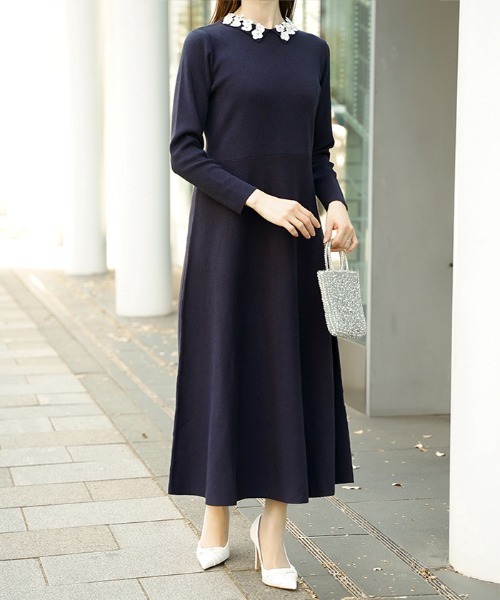 HUIT bouquet（ユイット ブーケ） ワンピース フラワーモチーフ 襟付き