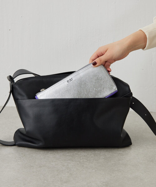 ear PAPILLONNER（イア パピヨネ） ショルダーバッグ バッグ 「本革
