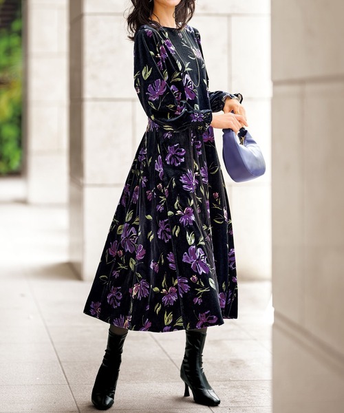 BELLUNA PLUS（ベルーナプラス） ワンピース 花柄プリントベロア