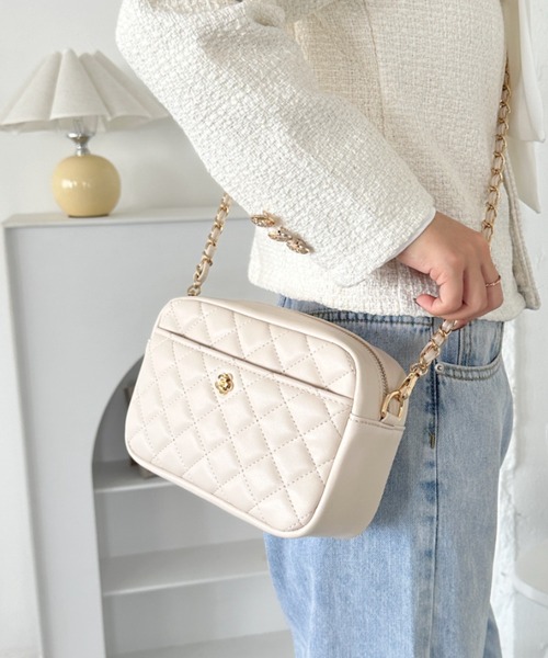 CLEA ショルダーバッグ バッグ フラワーモチーフ キルティング