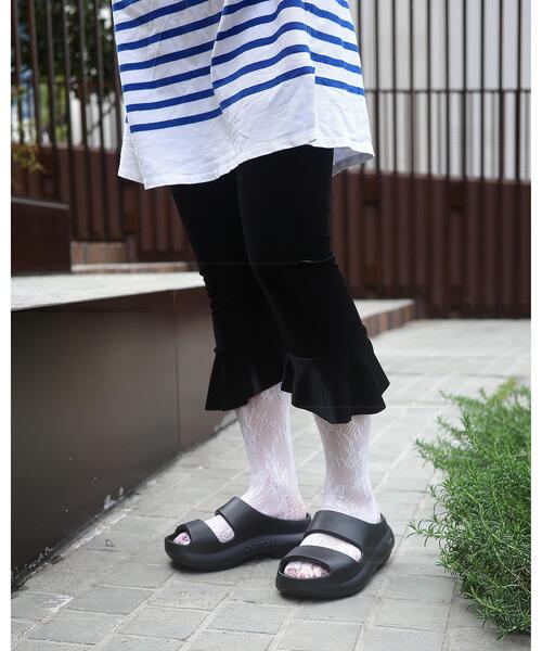 OOFOS（ウーフォス） サンダル OOYEA ウーヤー リカバリーサンダル