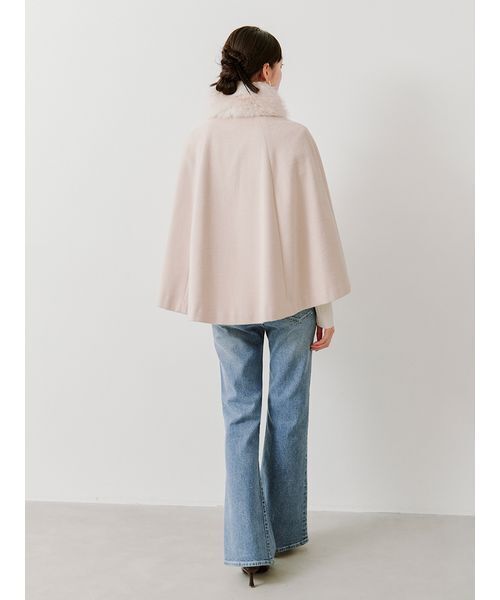 snidelアイボリー フリース ケープコート SNIDEL - スナイデル ケープ