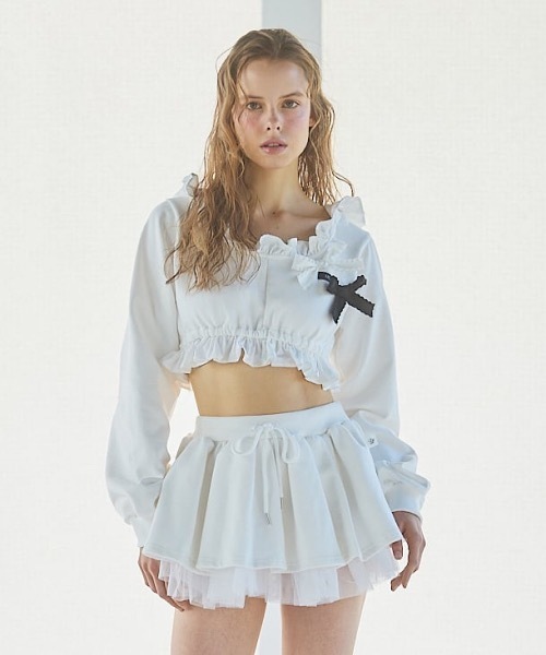 lilLilly（リルリリー） パーカー フリルスウェットパーカー