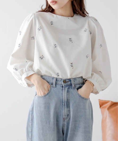 La-gemme（ラジェム） ブラウス シャツ 花柄刺繍ブラウス レディース
