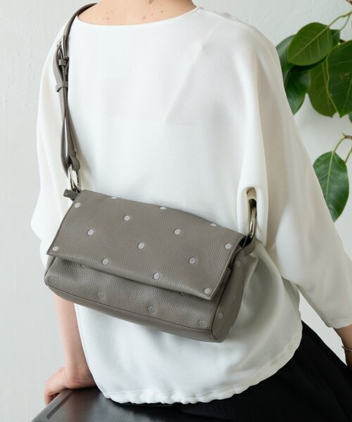 BEARDSLEY（ビアズリー） ショルダーバッグ バッグ 「本革」ドット