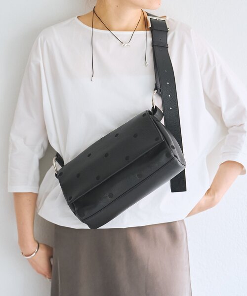 BEARDSLEY（ビアズリー） ショルダーバッグ バッグ 「本革」ドット