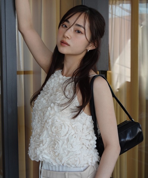 EIMY ISTOIRE（エイミーイストワール） ボリュームフラワーモチーフ