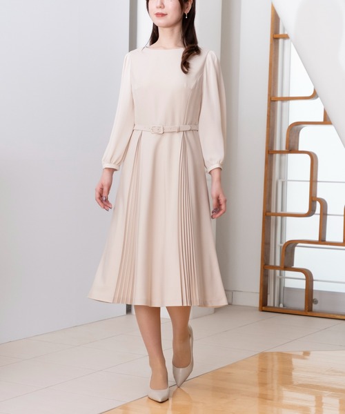 STRAWBERRY-FIELDS（ストロベリーフィールズ） ワンピース Linon