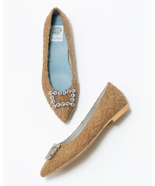 パンプス ポインテッドトゥ フラット ビジューバックル : ZOZOTOWN