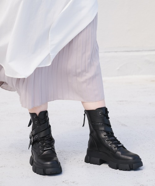 STEVE MADDEN（スティーブ・マデン） ブーツ タンクソールレースアップ