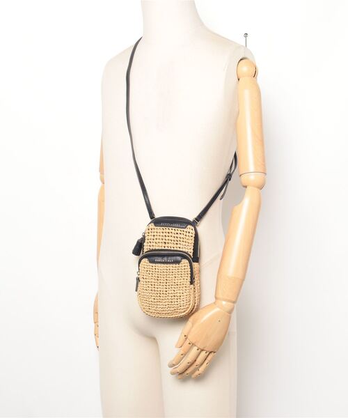 ANYA HINDMARCH（アニヤ・ハインドマーチ） ショルダーバッグ バッグ