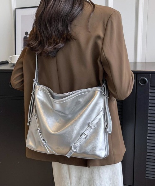 ショルダーバッグ バッグ ベルトデザインシルバー2WAYショルダーバッグ