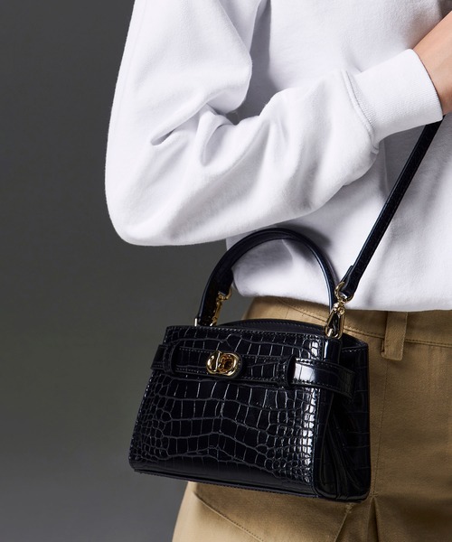 CHARLES ＆ KEITH（チャールズ&キース） ハンドバッグ Aubrielle