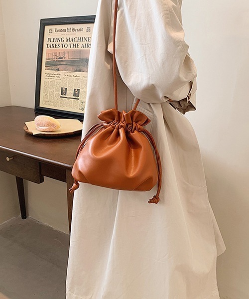 ショルダーバッグ バッグ 2WAYレザー巾着ショルダーバッグ レディース