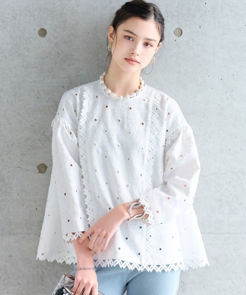 Chesty（チェスティ） ブラウス シャツ Cabbage フラワーパターン刺繍